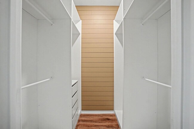 Building Photo - 3 BED | 2 BATH | TWO CAR GARAGE | SAVANNAH QUARTERS | AVAILABLE NOW