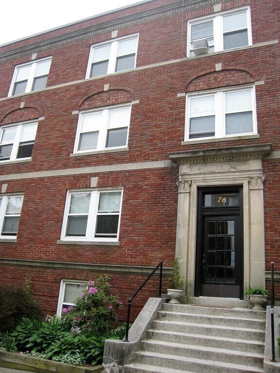 Building Photo - 78 Browne St