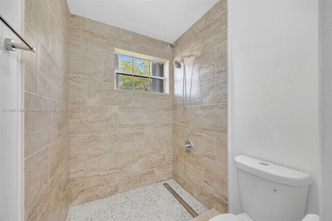 Building Photo - 11845 SW 99th St