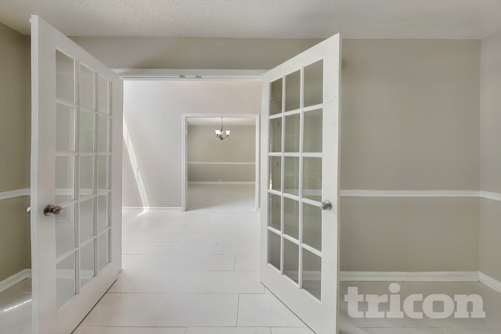 Building Photo - 904 Ambeau Cir