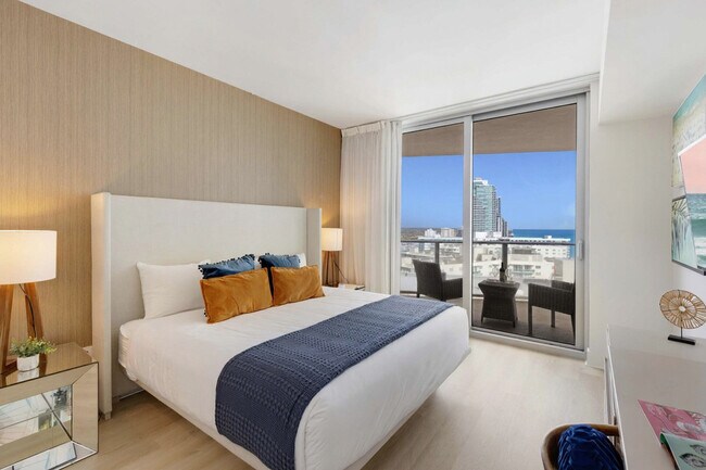 Building Photo - 4111 S Ocean Dr