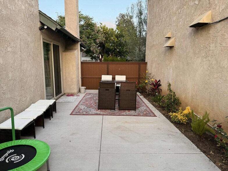 Building Photo - 10743 Cariuto Ct