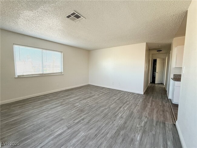 Building Photo - 2353 Exeter Dr