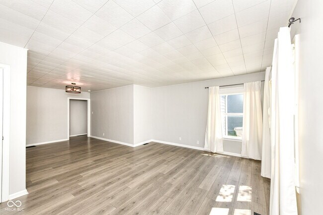 Building Photo - 5301 Evanston Ave