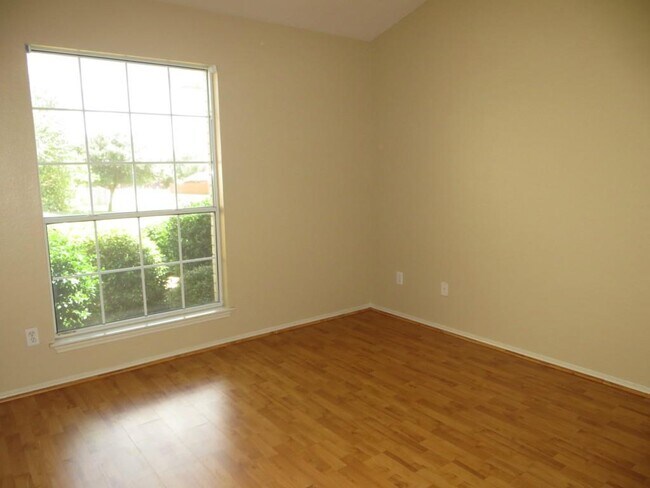 Building Photo - 4110 Natural Bridge Ct