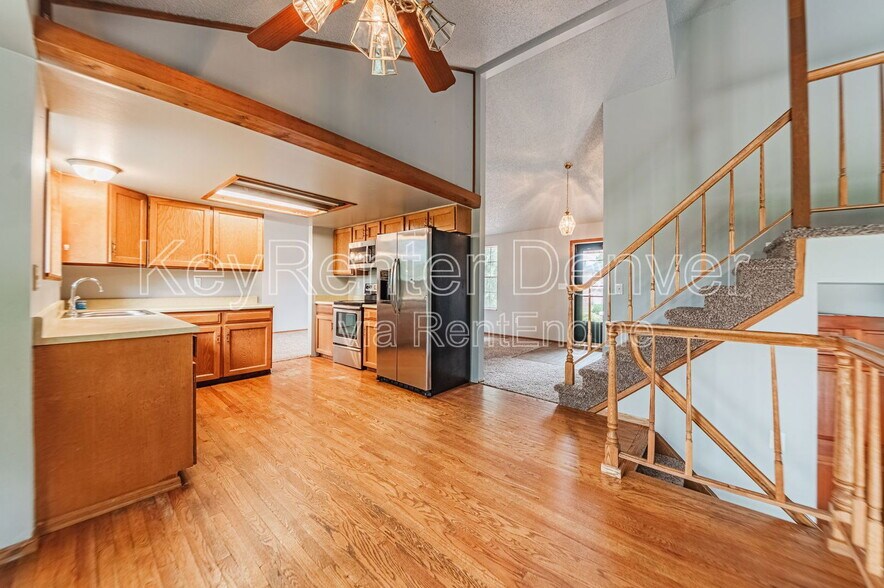 Building Photo - 16565 E Girard Ave