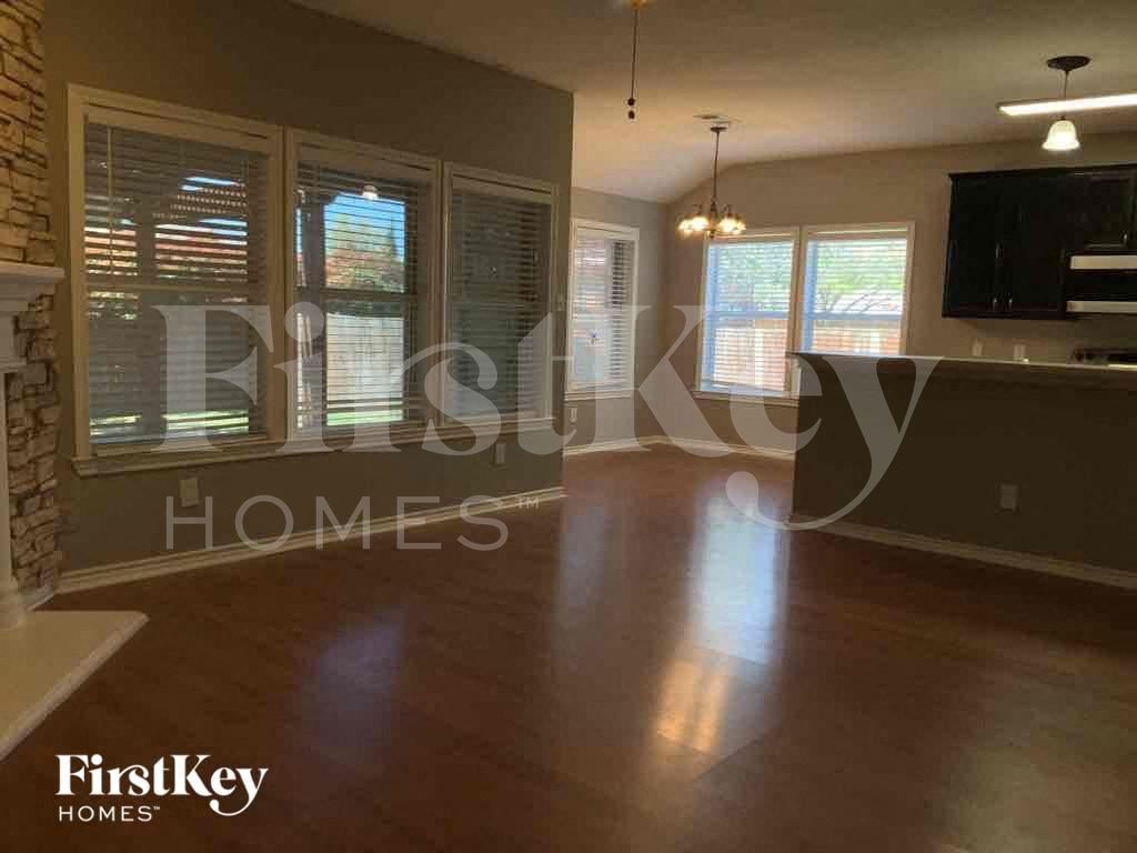 Building Photo - 3512 Big Horn Trail