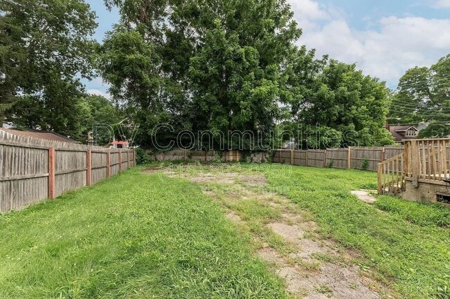Building Photo - 4604 Glenshade Ave