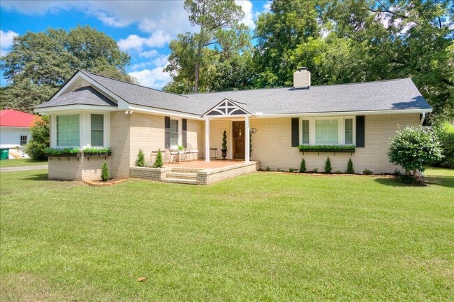 Primary Photo - 452 Powderhouse Rd SE