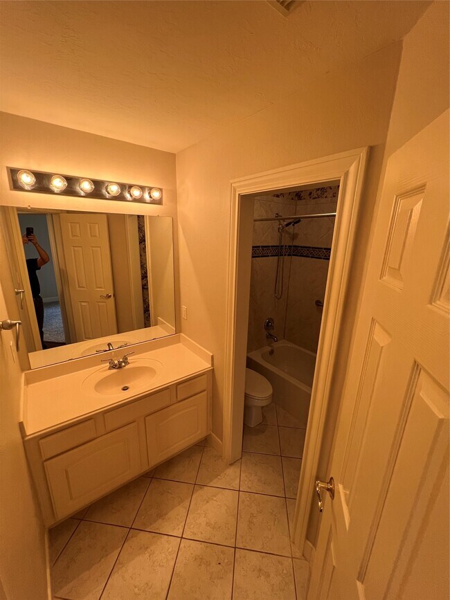 Building Photo - 12607 Orchid Tr