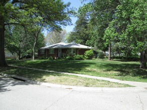 Building Photo - Neighbors Park Townhomes