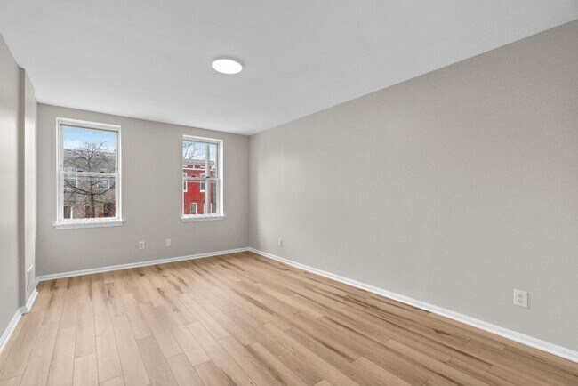 Building Photo - 223 N Patterson Park Ave
