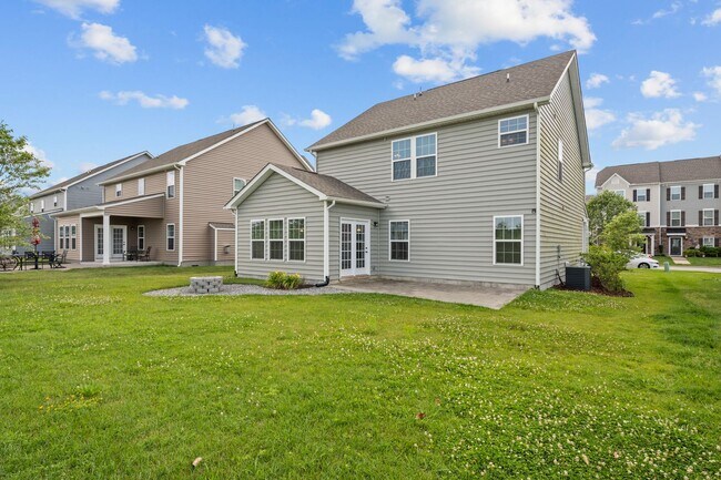 Building Photo - Smithfield Home