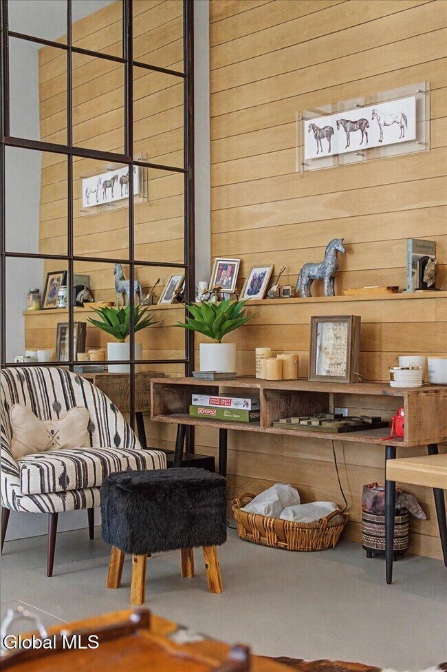 Building Photo - 5 Swanner Ln