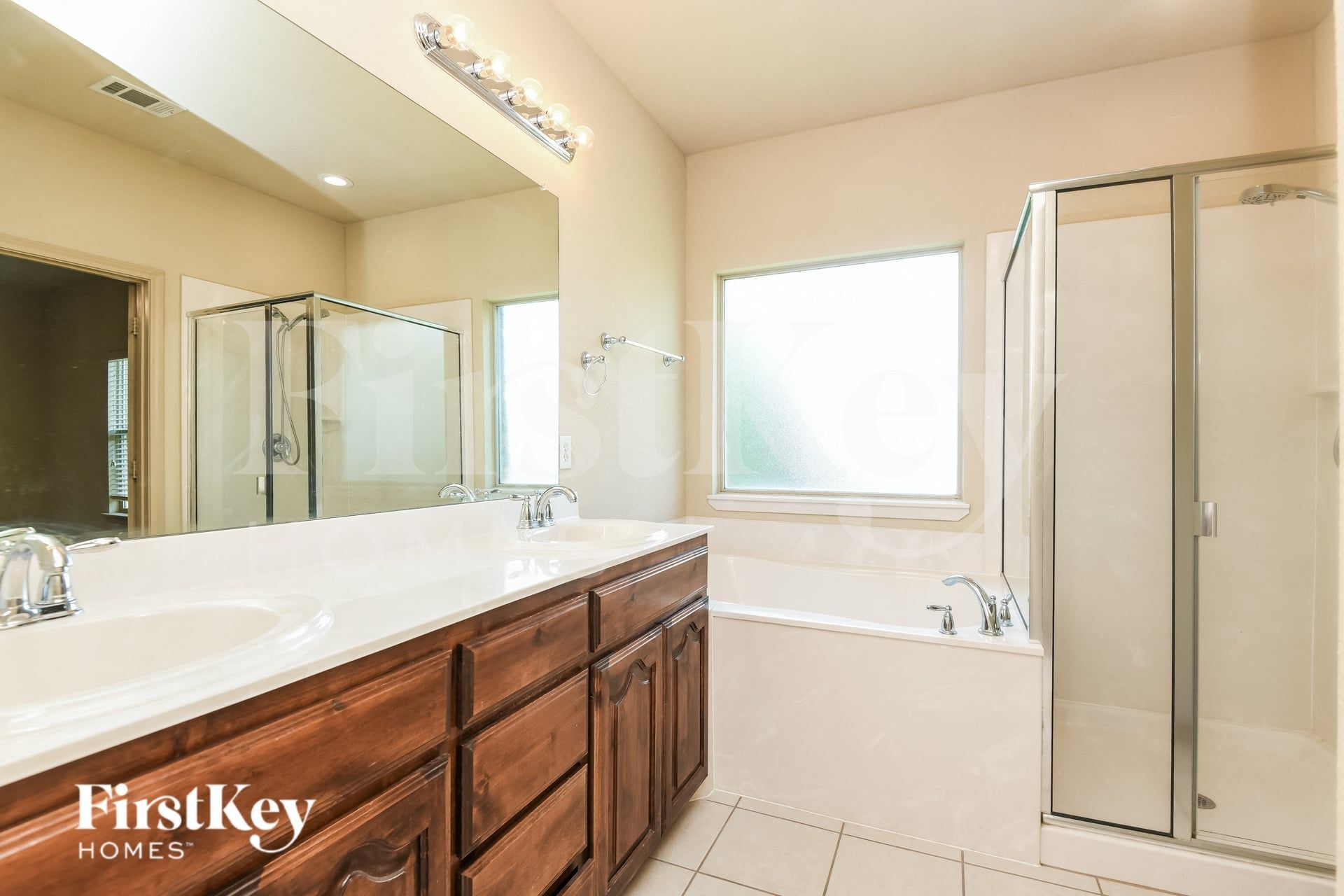 Building Photo - 1013 Jodie Dr