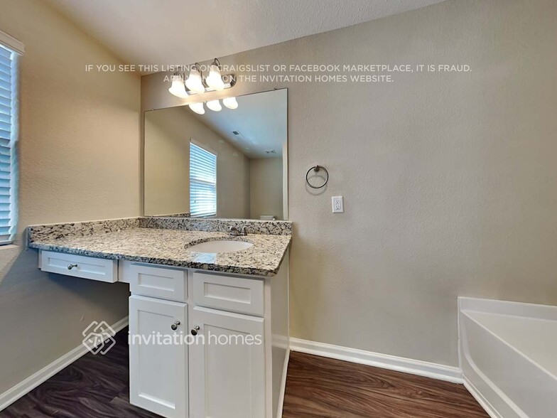 Building Photo - 6565 Paw Village Rd