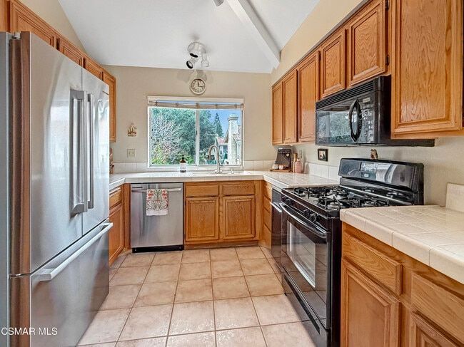 Building Photo - 264 Ridgeton Ln