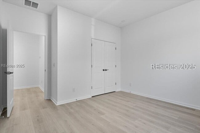 Building Photo - 921 Tropics Ave