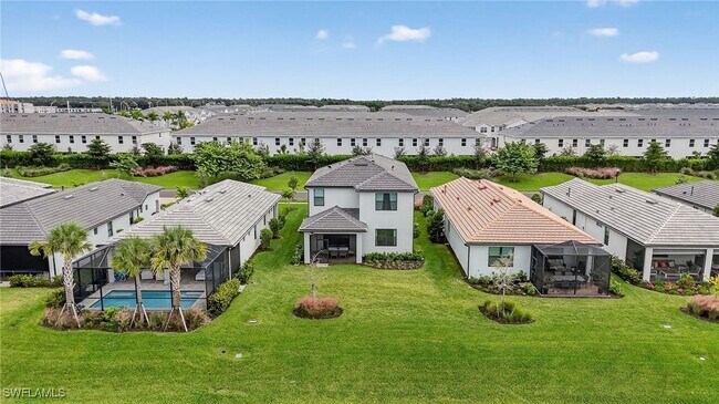 Building Photo - 1657 Serena Ave