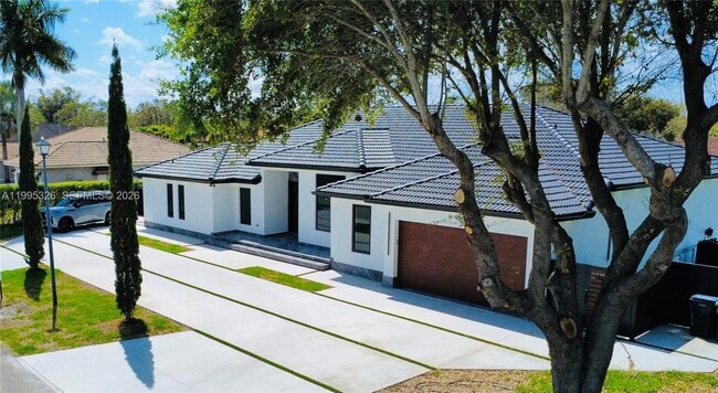 Building Photo - 19880 SW 134th Ave