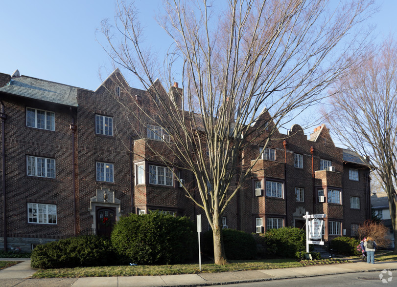 Building Photo - Haverford Gables