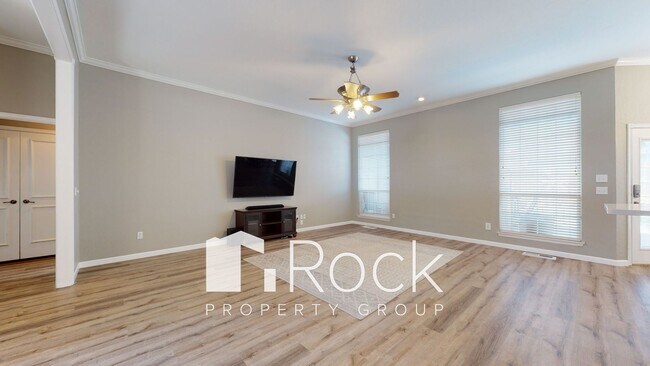Building Photo - Need space? Take a look at this 4 Bedroom/4.5 Bathroom Home in SW Edmond!