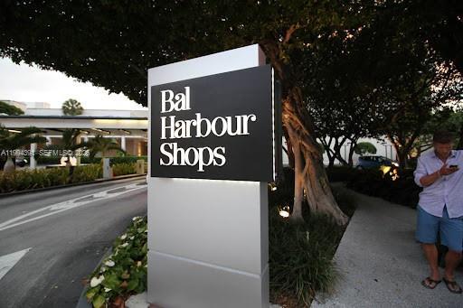 Building Photo - 9261 E Bay Harbor Dr