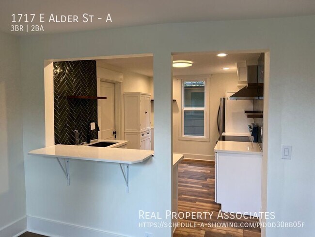 Building Photo - 1717 E Alder St