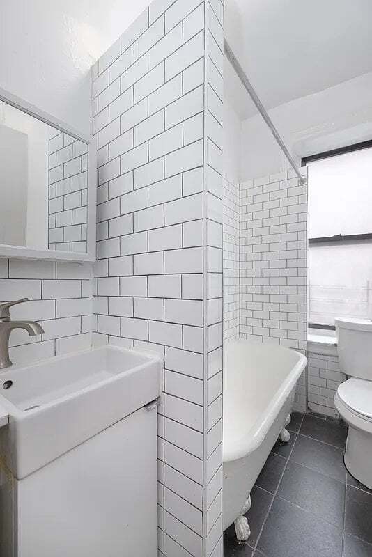 Building Photo - 34 Ludlow St