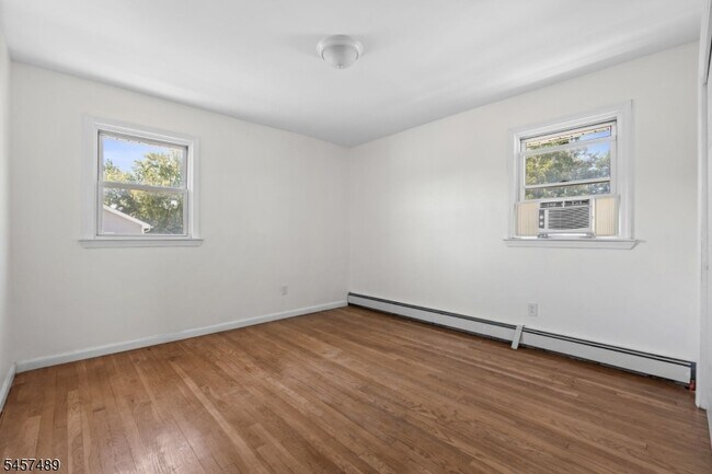 Building Photo - 1134 Rivington St