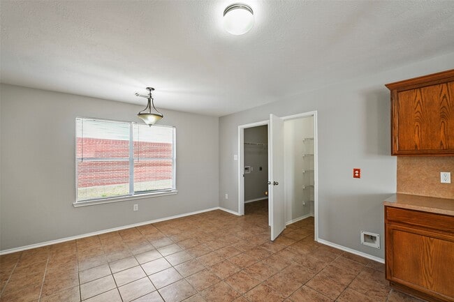 Building Photo - 7027 Durango Creek Ln