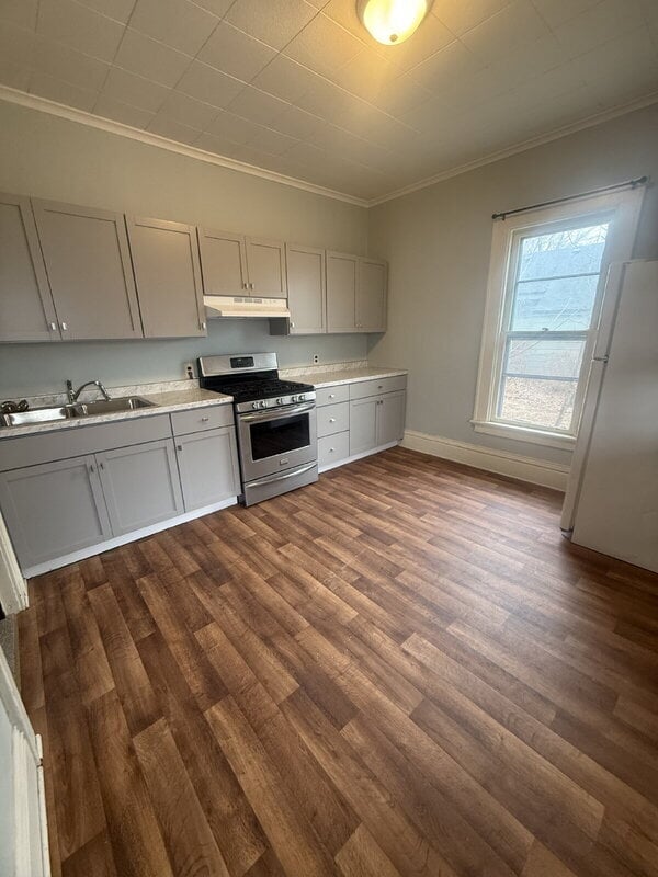 Building Photo - 1813 SW 2nd St