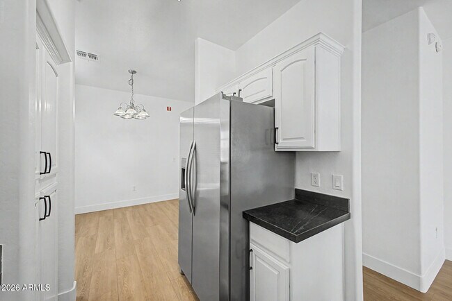 Building Photo - 17365 N Cave Creek Rd