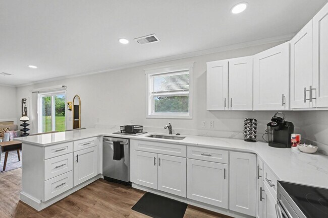 Building Photo - 2064 Thimble Creek Dr