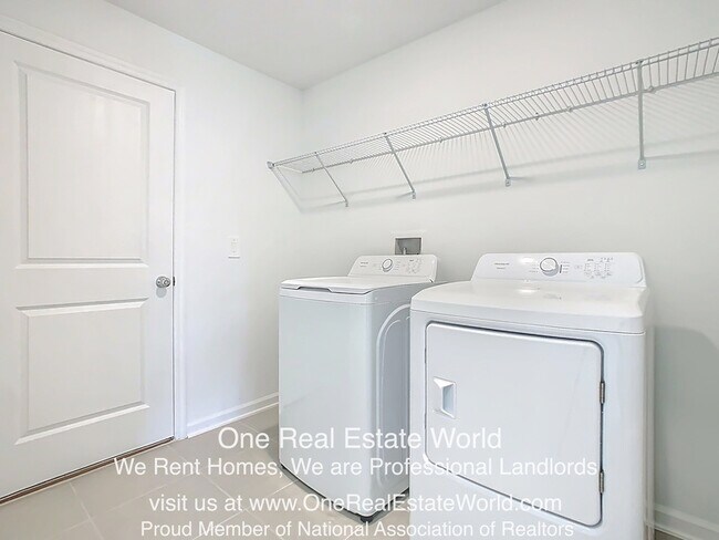 Building Photo - 5151 Bridgehaven Rd