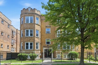Building Photo - 6341 N Oakley Ave