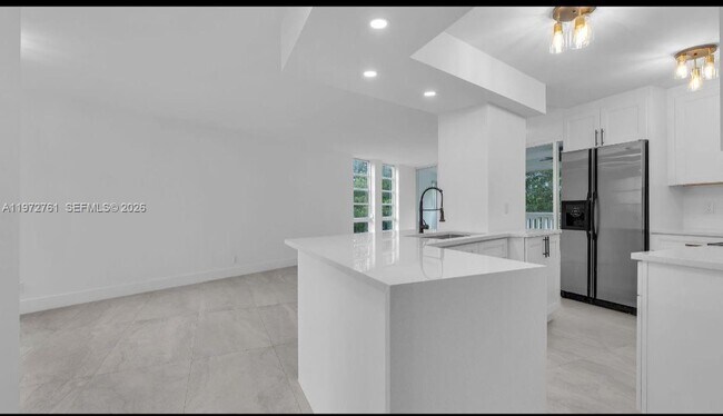 Building Photo - 6911 Environ Blvd