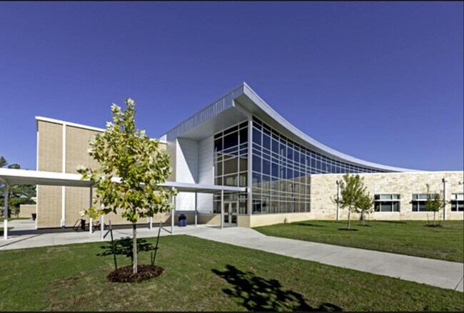 Building Photo - 607 Barkers Cove