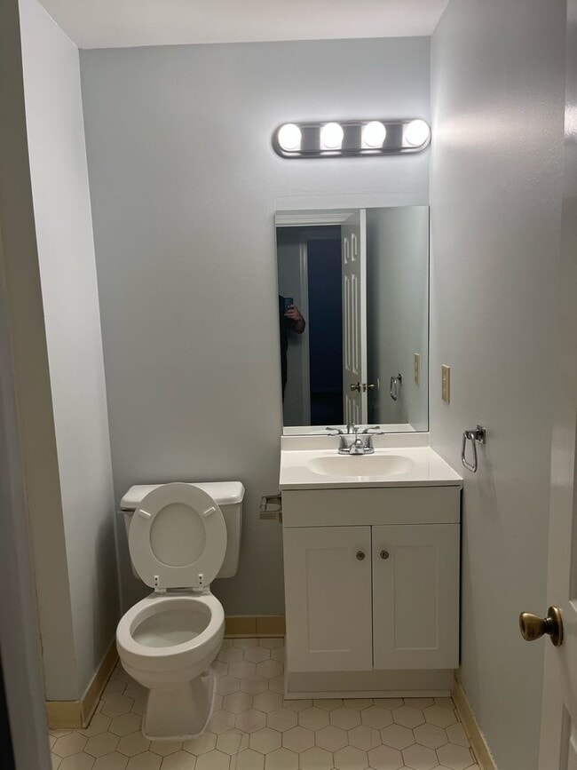 Building Photo - Brookstone Home Available for Pre-Leasing