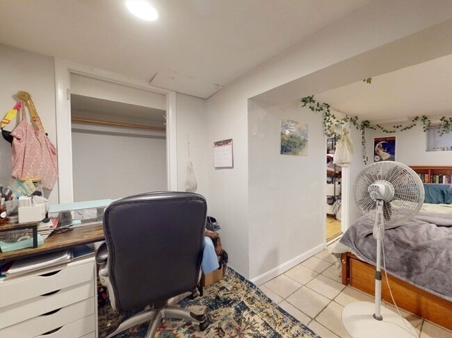 Building Photo - 32 S Huntington Ave