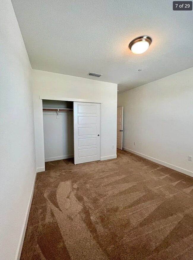 Building Photo - North Lake (Natomas) 4/3+ HUGE Bonus!  WATER VIEW!! - Please read entire ad for viewings!