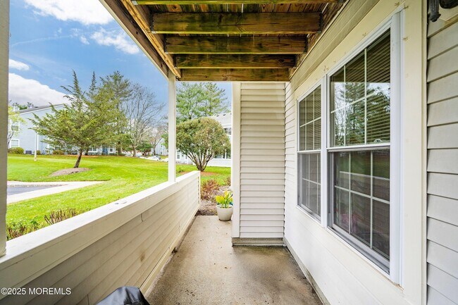 Building Photo - 554 Applewood Ct