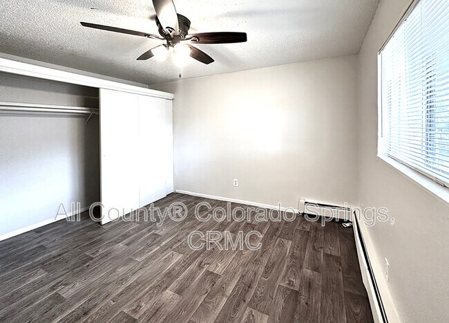 Building Photo - 2119 Preuss Rd