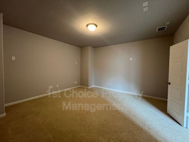 Building Photo - 4805 Porque Ct
