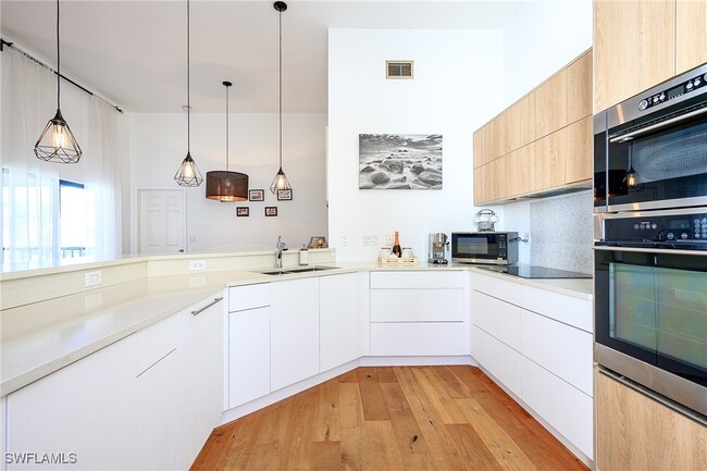 Building Photo - 601 Beachwalk Cir