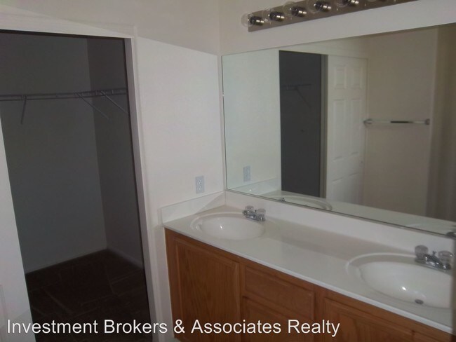 Building Photo - 3 br, 2.5 bath House - 9967 Derby Creek Way