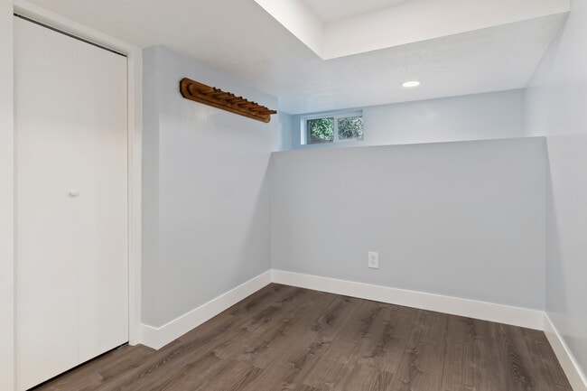 Building Photo - 1638 S