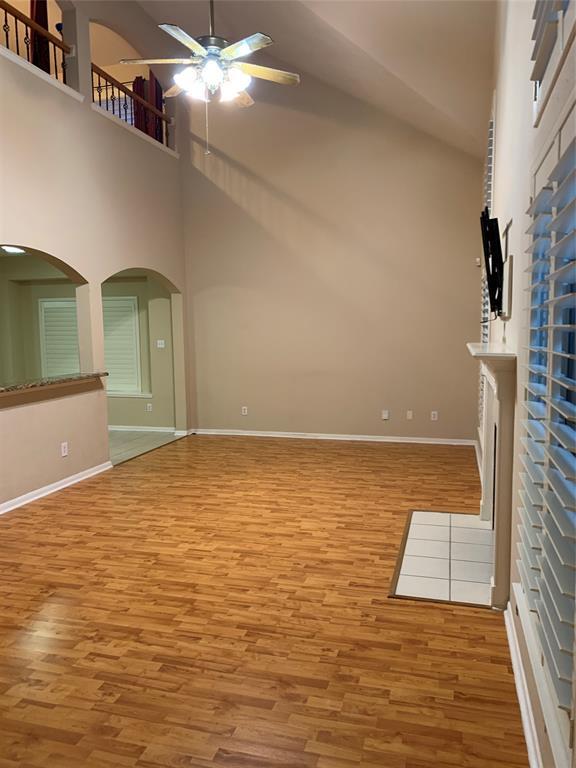 Building Photo - 2114 Winding Hollow Dr