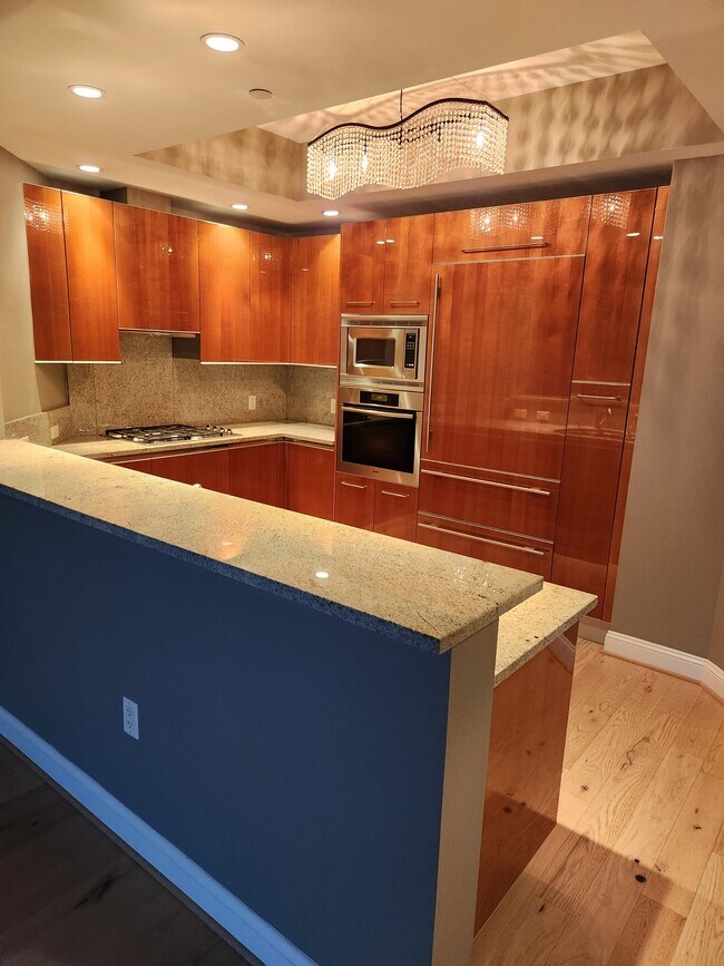 Building Photo - Turnberry