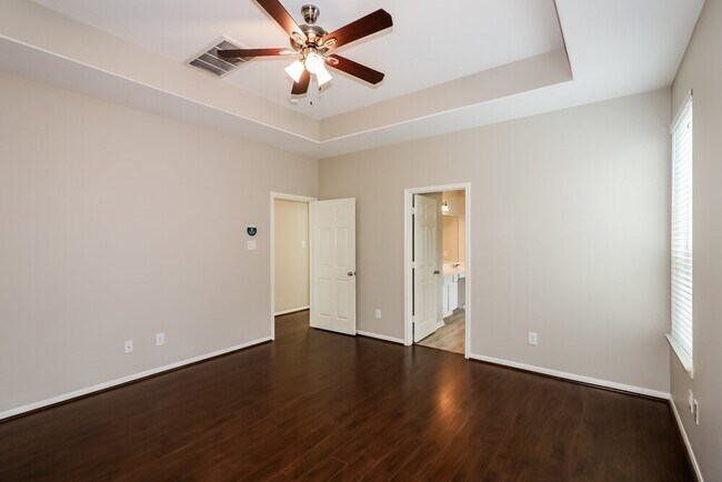 Building Photo - 4258 Wells Mark Dr